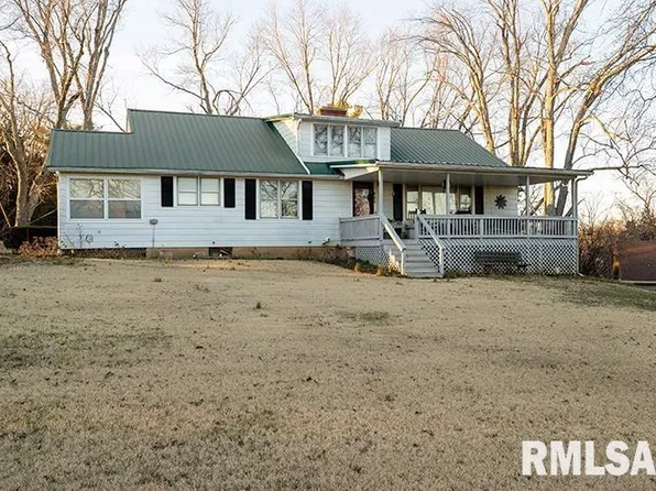 110 Schwartz Hill Ln, Vienna, IL 62995