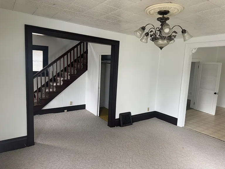623 N Woodbridge St #1 — Photo 2