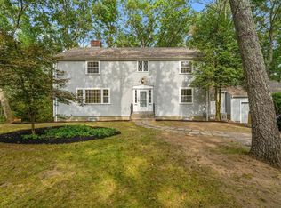 25 Yorkshire Rd, Dover, MA 02030