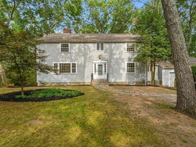 25 Yorkshire Rd, Dover, MA, 02030