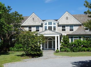 97 Upper Seven Ponds Rd, Water Mill, NY 11976