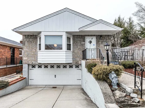 16063 25th Dr, Flushing, NY 11358