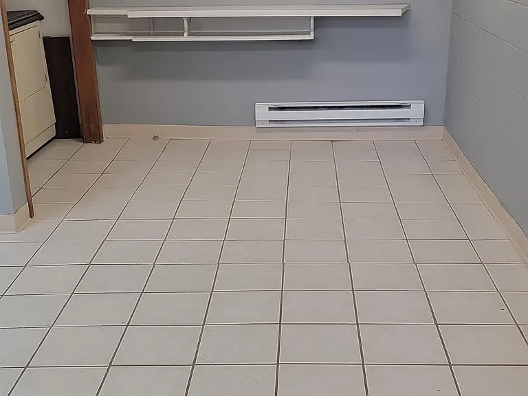 5 S Main St #7 — Photo 2