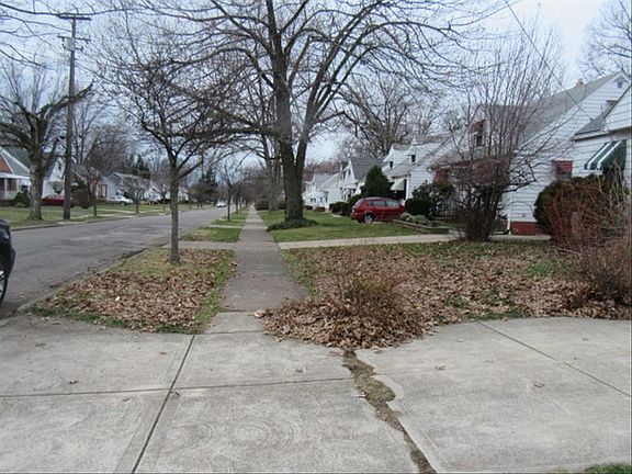 4th image of 25851 Zeman Ave