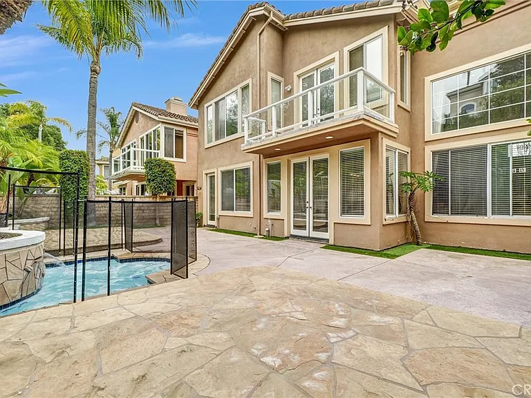 27131 S Ridge Dr — Photo 37