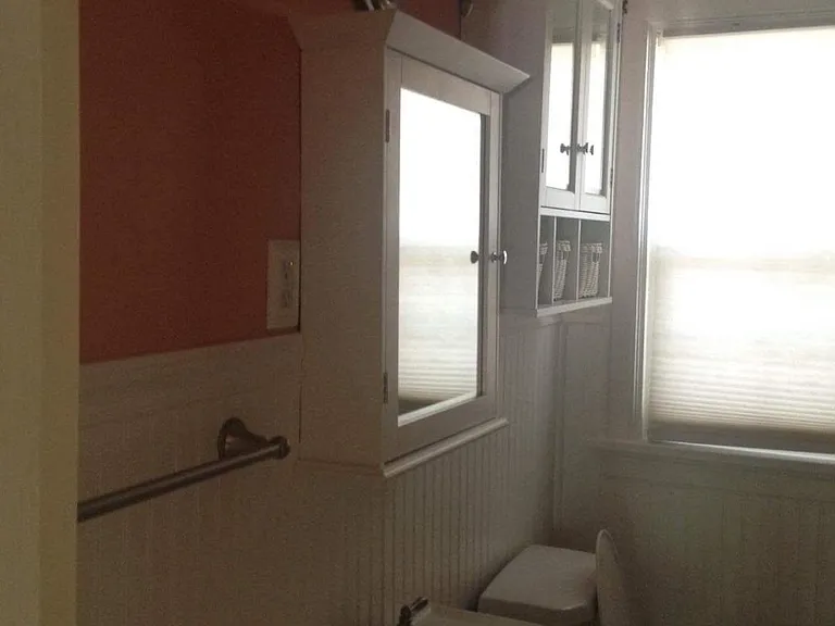 Upstairs bathroom