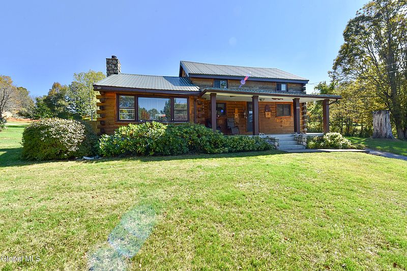 2nd image of 229 Murray Hill Road
