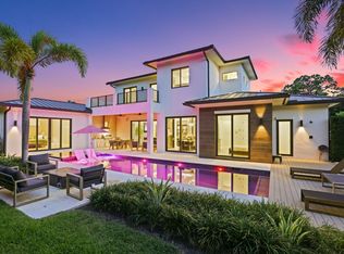 525 Whispering Pines Rd, Boynton Beach, FL 33435