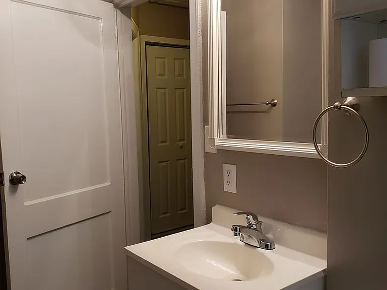 1836 Brandywine St SW — Photo 10