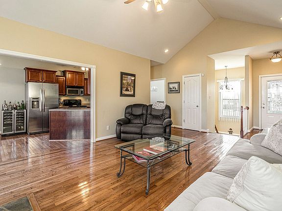 5th image of 3105 Pheasant Ct