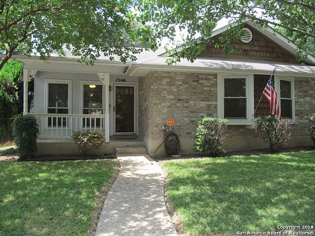 1st image of 1546 Beauchamp St