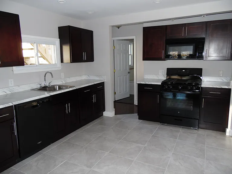 42 Liverpool Rd — Photo 5