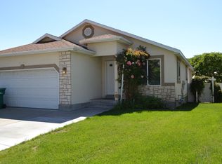 9749 N Ferguson Dr, Cedar Hills, UT 84062