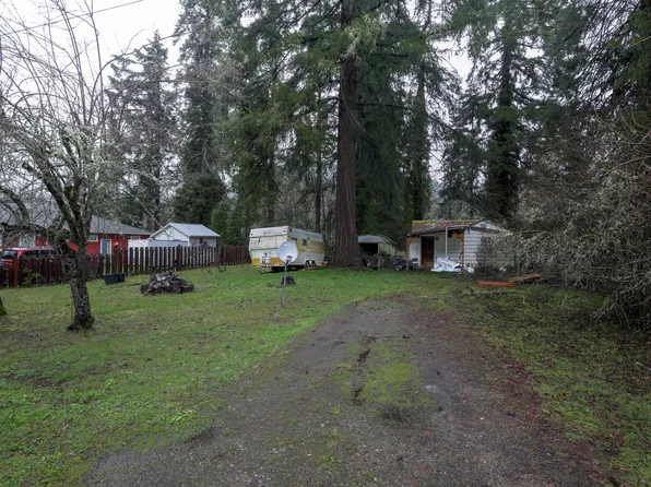 903 W Gilbert Ave, Glendale, OR 97442