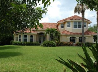 8129 Las Palmas Way, Naples, FL 34109