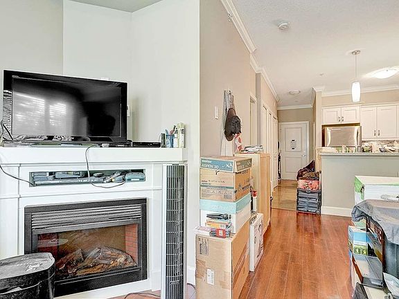 4th image of 13897 Fraser Hwy #410