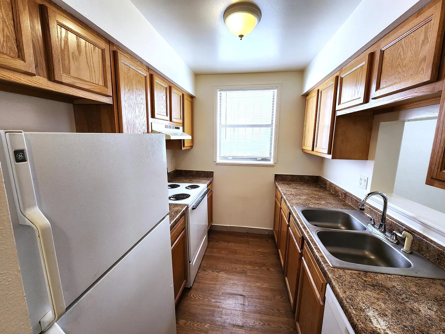 1 bed, 709 sqft, $1,200 — Photo 3