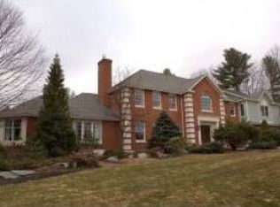 48 Rosewell Rd, Bedford, NH 03110