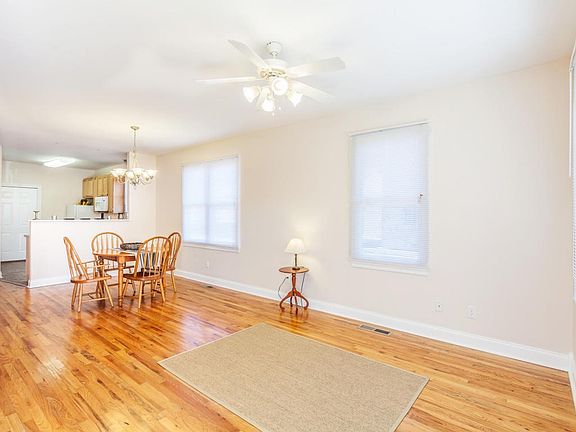 Open Floor Plan_Living Room