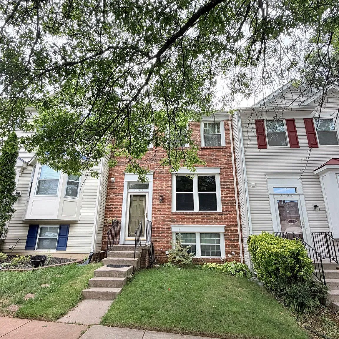 3 bed, 4.0 bath, 1500 sqft, $2,750 — Photo 2