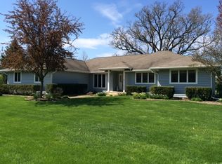 30755 Royal Oak Rd, Genoa, IL 60135