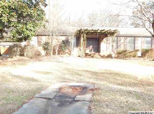 2006 Sherwood Dr SE, Decatur, AL 35601