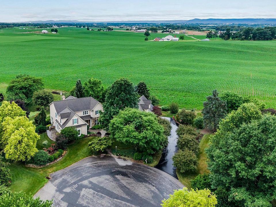 1st image of 3393 Braemar Dr