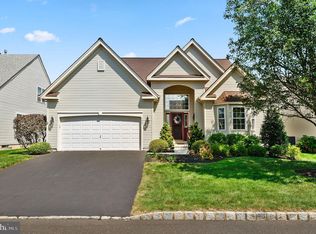 733 S Settlers Cir, Warrington, PA 18976