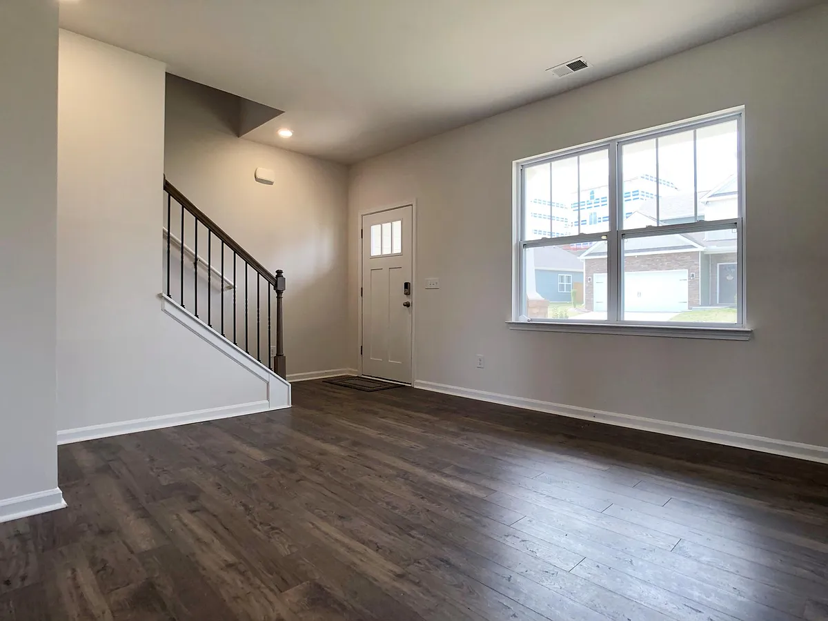 Building Photo - 208 Marathon Ln