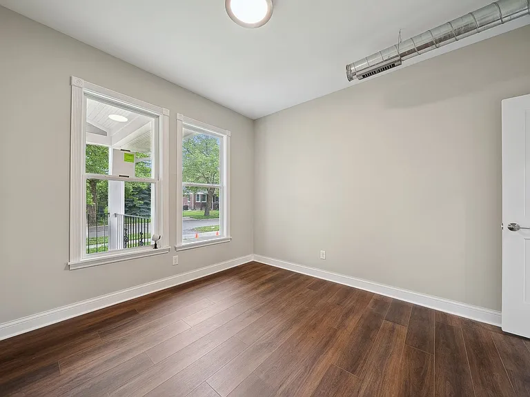 68 E Philadelphia St — Photo 27