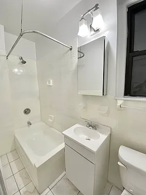 Rented by Waverly Realty Associates | media 25