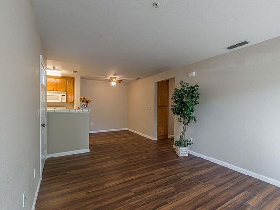 5th image of 8020 Walerga Rd Unit 1141
