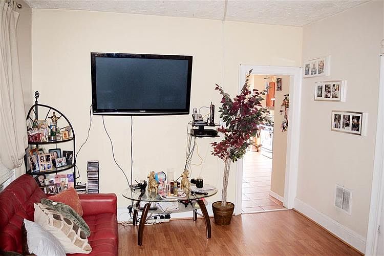 2nd image of 337 Lembeck Ave
