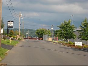 5th image of 1514 Bridgewater Ln