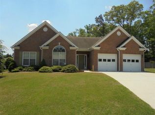 1320 Mulberry Mill Ln, Lawrenceville, GA 30043