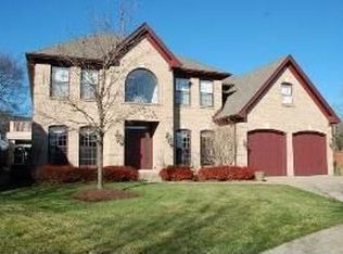 712 Megan Ct, Westmont, IL