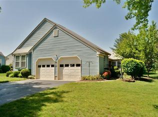 5 Winslow Rd, Monroe Township, NJ 08831