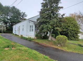 142 Staley Ln, North Wilkesboro, NC 28659