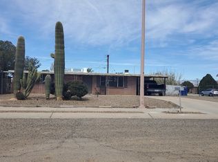 5233 E 27th St, Tucson, AZ 85711