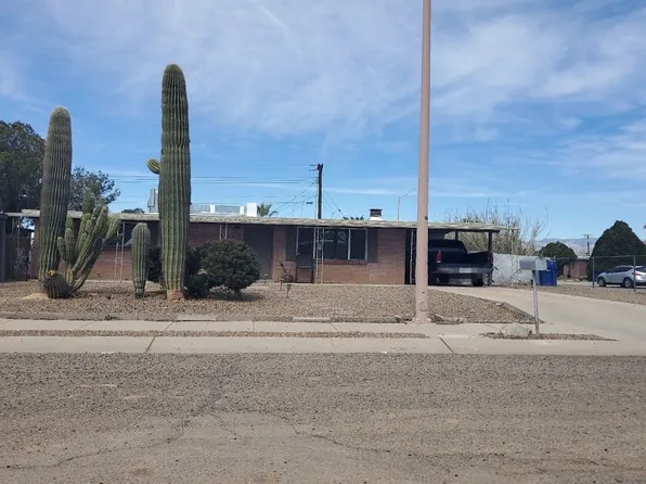 5233 E 27th St, Tucson, AZ 85711