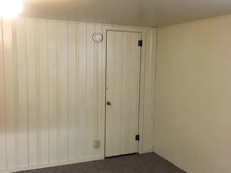 511 W University Ave — Photo 11