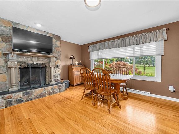 2nd image of 3453 Trexler Blvd