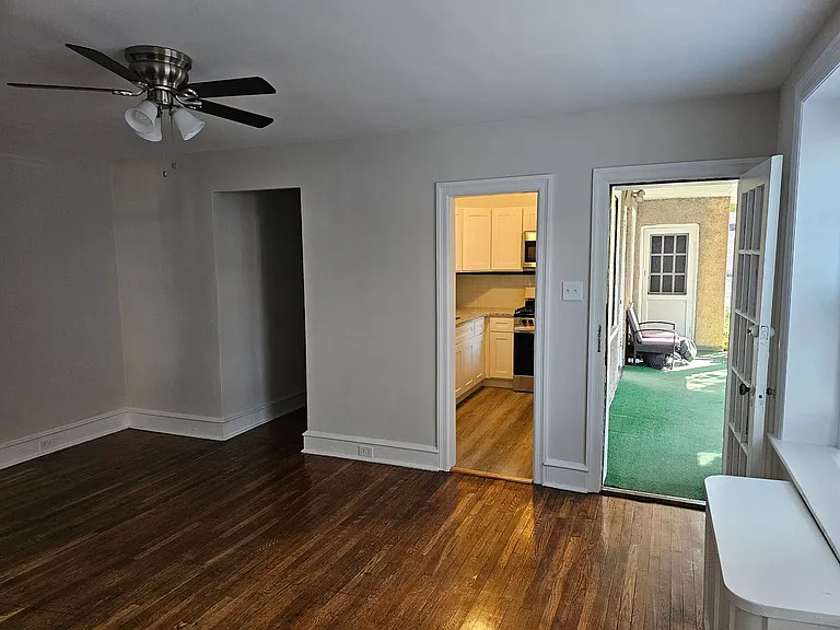 410 Linden St — Photo 23