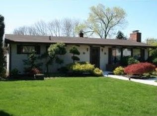 76 Scotchtown Dr, Middletown, NY 10941