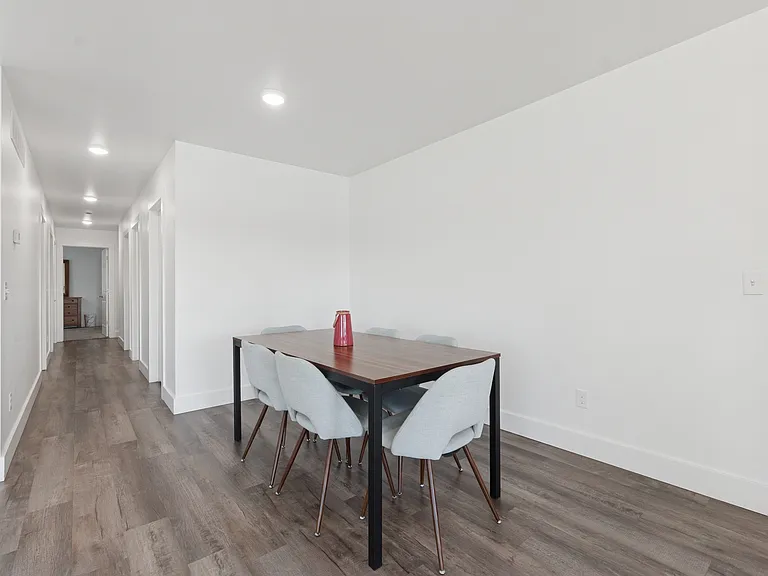 504 W Prospect St #1 — Photo 11