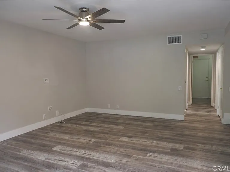 27832 Ruisenor — Photo 10