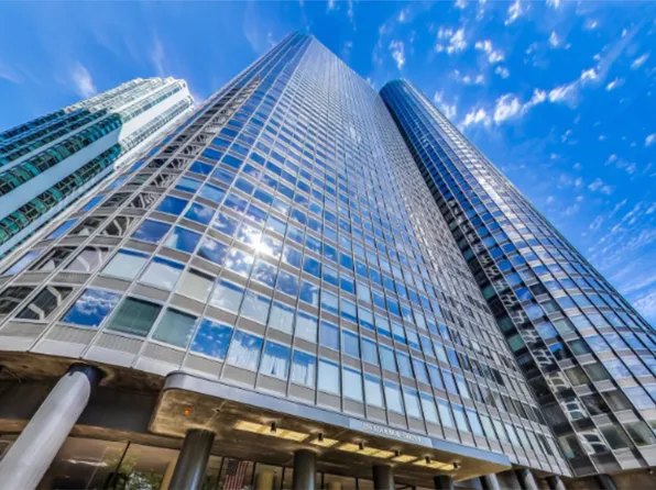 155 N Harbor Dr, Chicago, IL