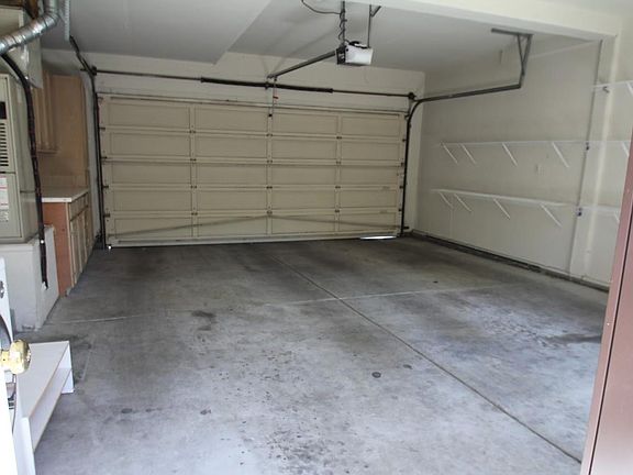 3rd image of 758 Caldwell Pl