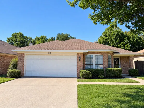 3218 Laurel Oaks Ct, Garland, TX 75044