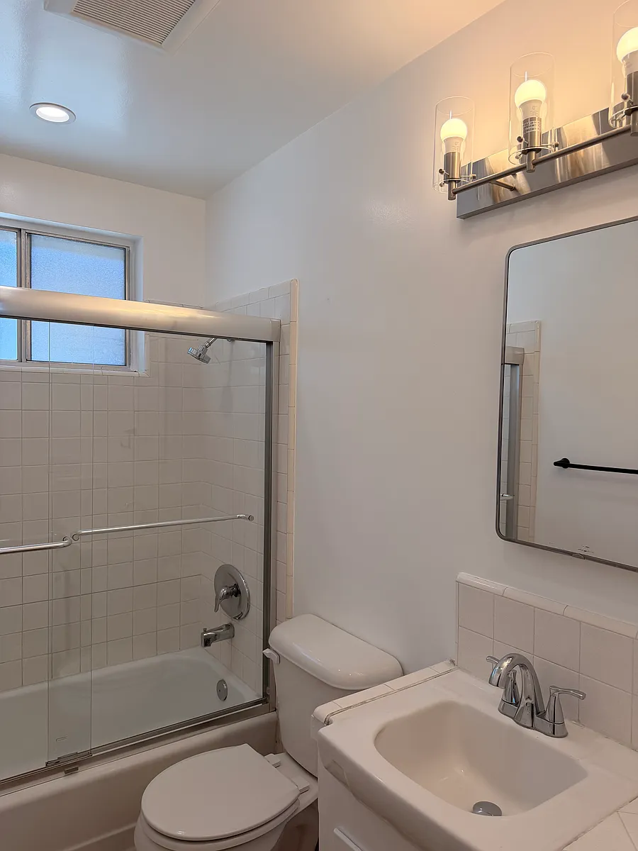 Building Photo - 8114 Owensmouth Ave #19